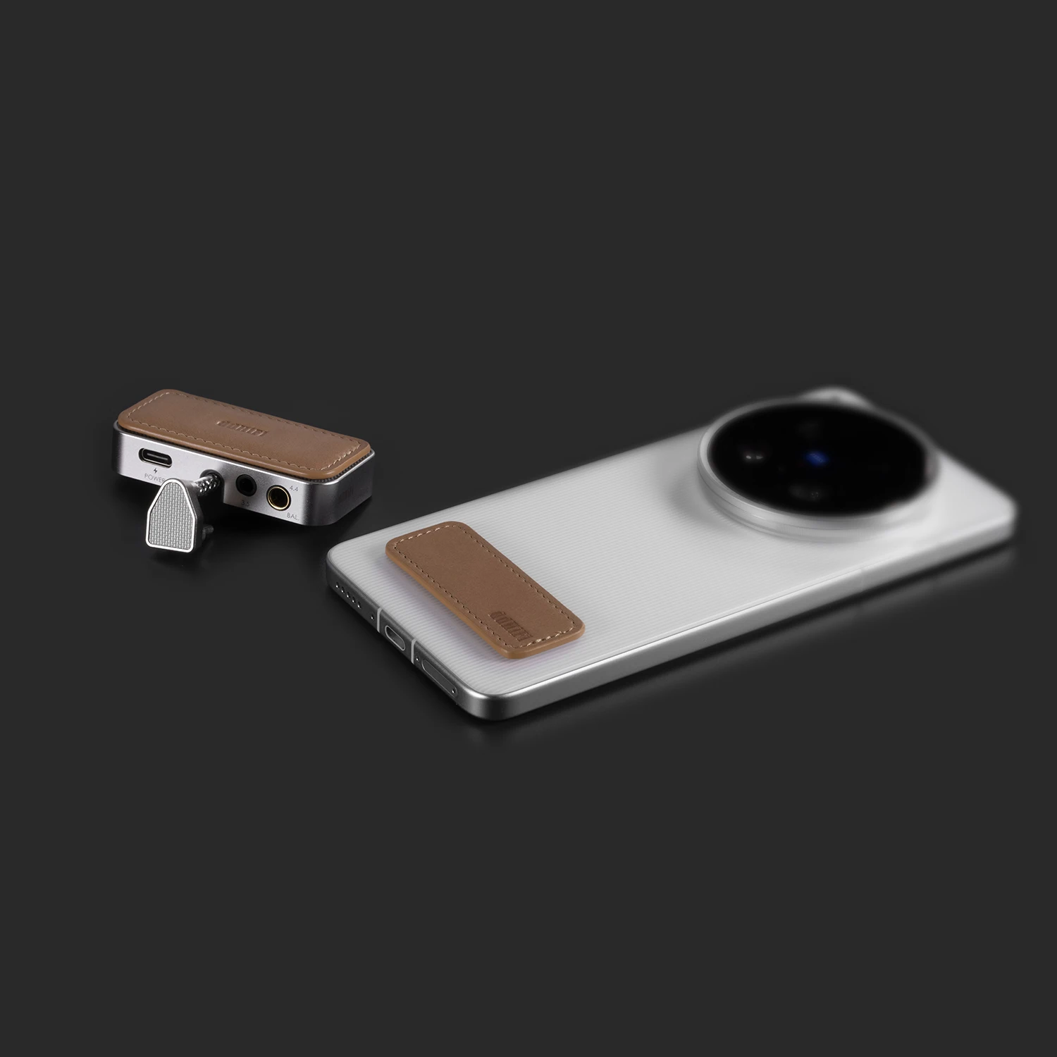 DD ddHiFi TC44Grip Hi-Res DAC/AMP | Dual CS43198 and SGM8262-2 | 32bit/768kHz & DSD256 | 60W PD Fast Charging | 3.5mm/4.4mm Bal. - Image 5