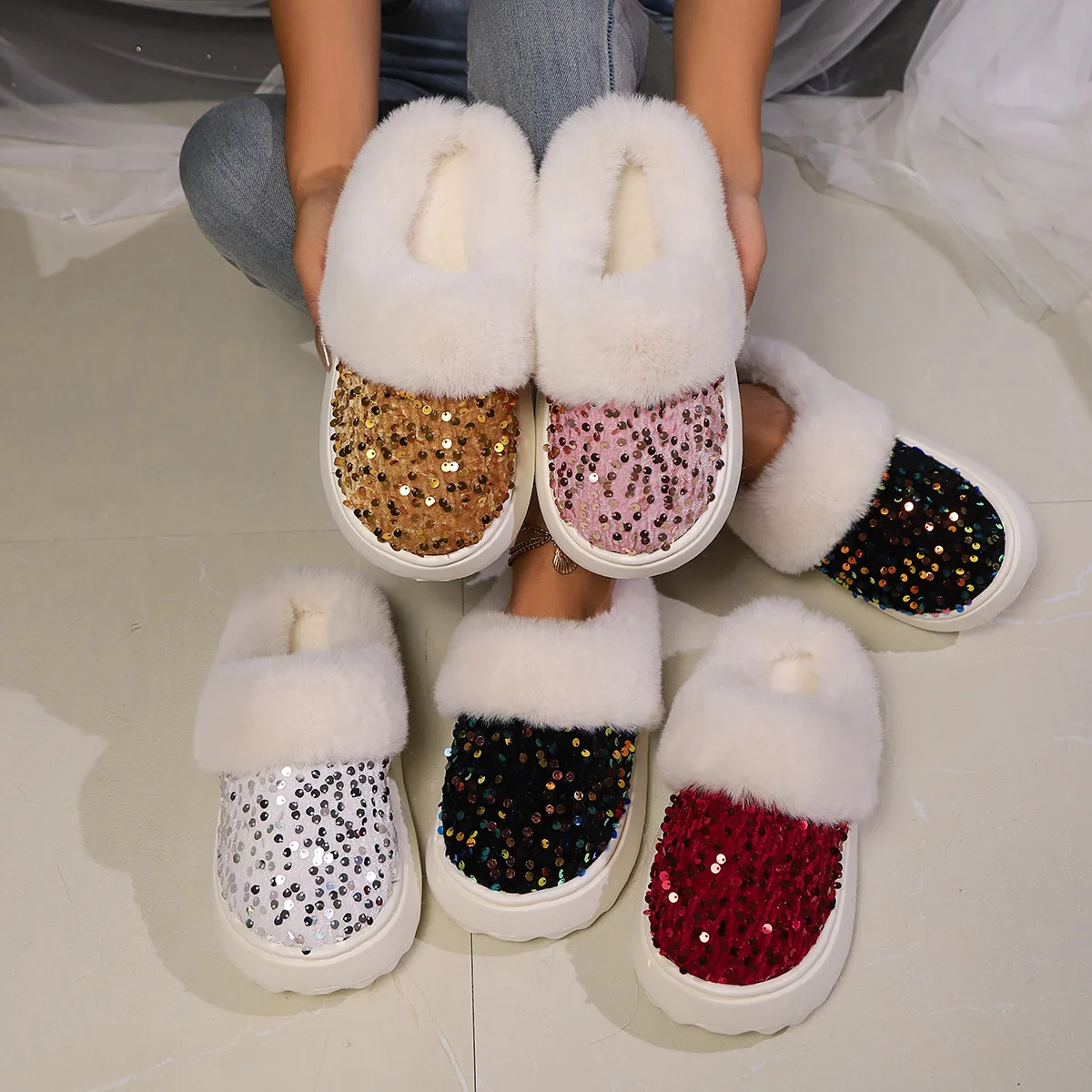 

New Wool Slippers Women's Round Toe Sequins Basic Design Women Plush Slippers Non-slip Warm Thick Furry Men Home Cotton Shoes