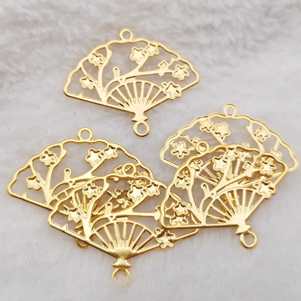 100 Pcs 31*38mm Metal Filigree Fan-shaped Flowers Slice Charms Pendant Jewelry DIY Charms Decorations Making Findings