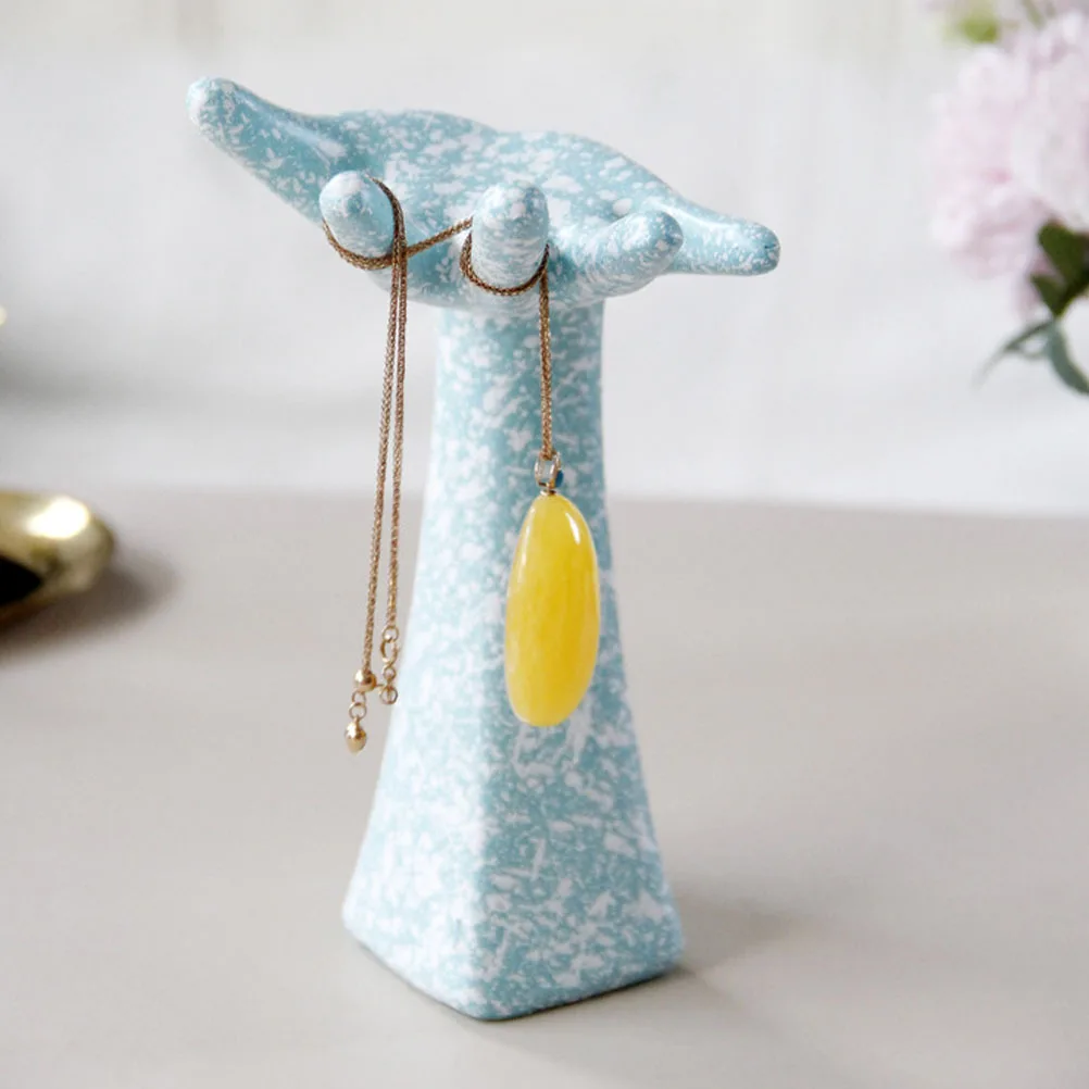 1Pcs Unique Jewelry Storage Rack Hand Modeling Display Stand Necklace Bracelet Rings Holder Chic Organizer for Home Use Or Store