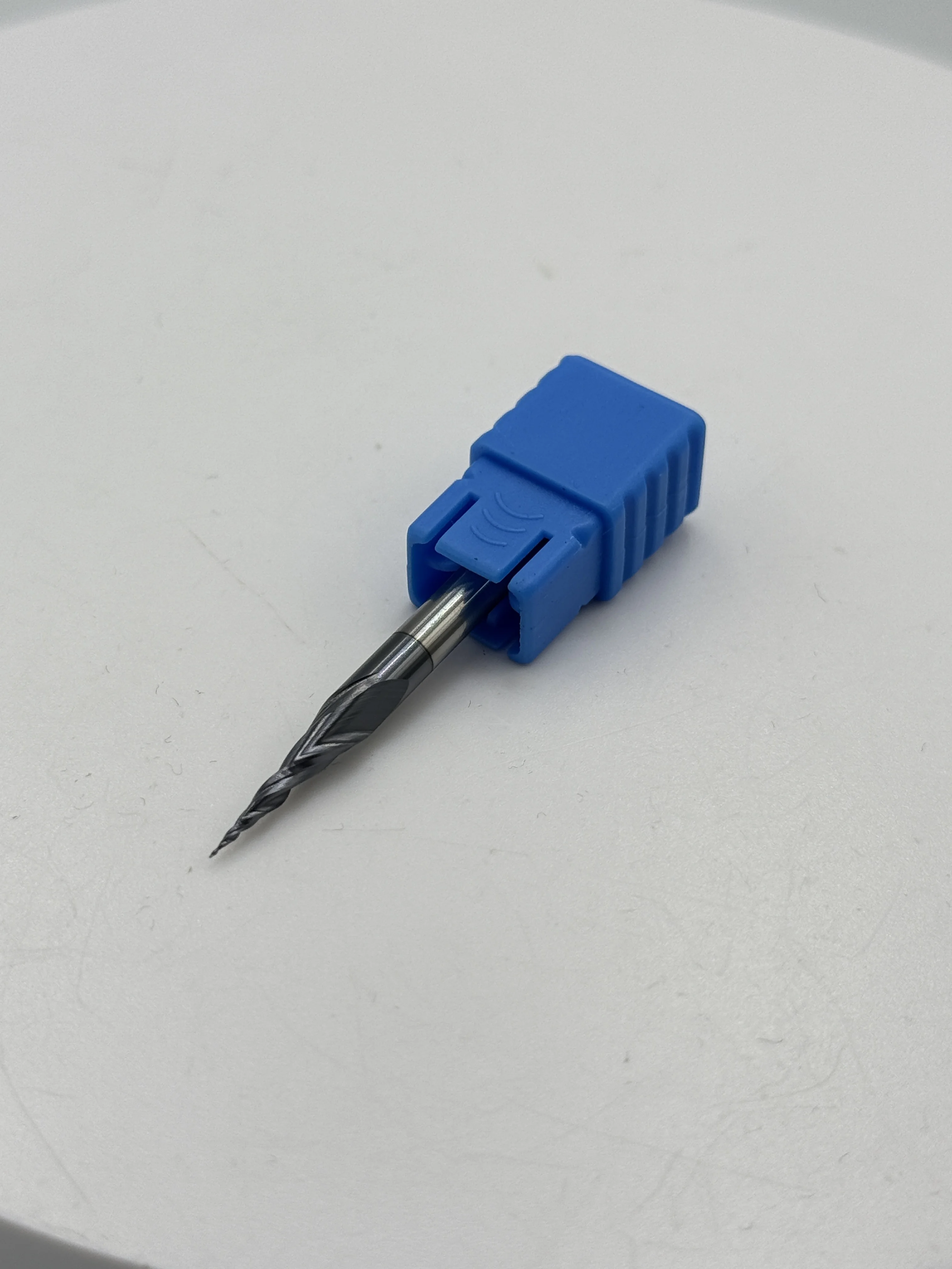 3,175mm (1/8 ") schaft wolfram hartmetall Verjüngt Ball Nase Ende Mühlen und kegel cutter HRC55 mit coatiting