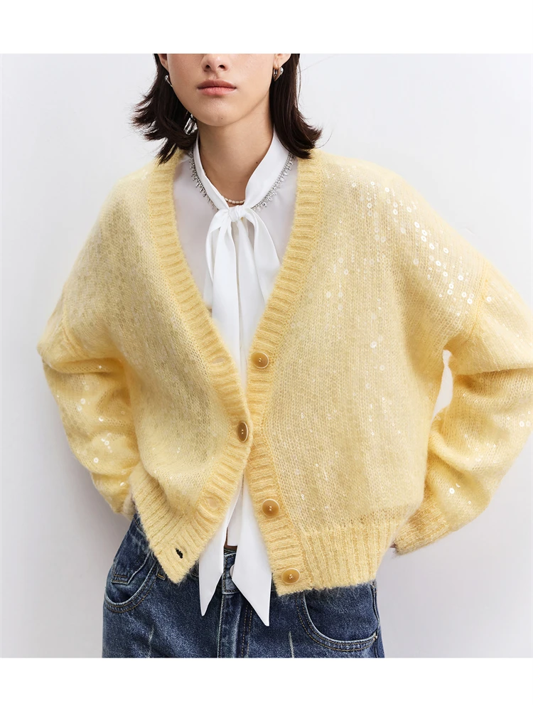 

New 2024 Autumn Women Mohair Sequin Cardigan V-Neck Button High Street Chic Stunning Fashion Design Trendy Stylish Casual BC