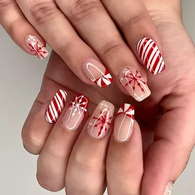 

24Pcs Christmas-themed Press-on Nails Red-and-white Fake Nails Color-blocked Nails with Red-and-white Snowflake Candy Designs