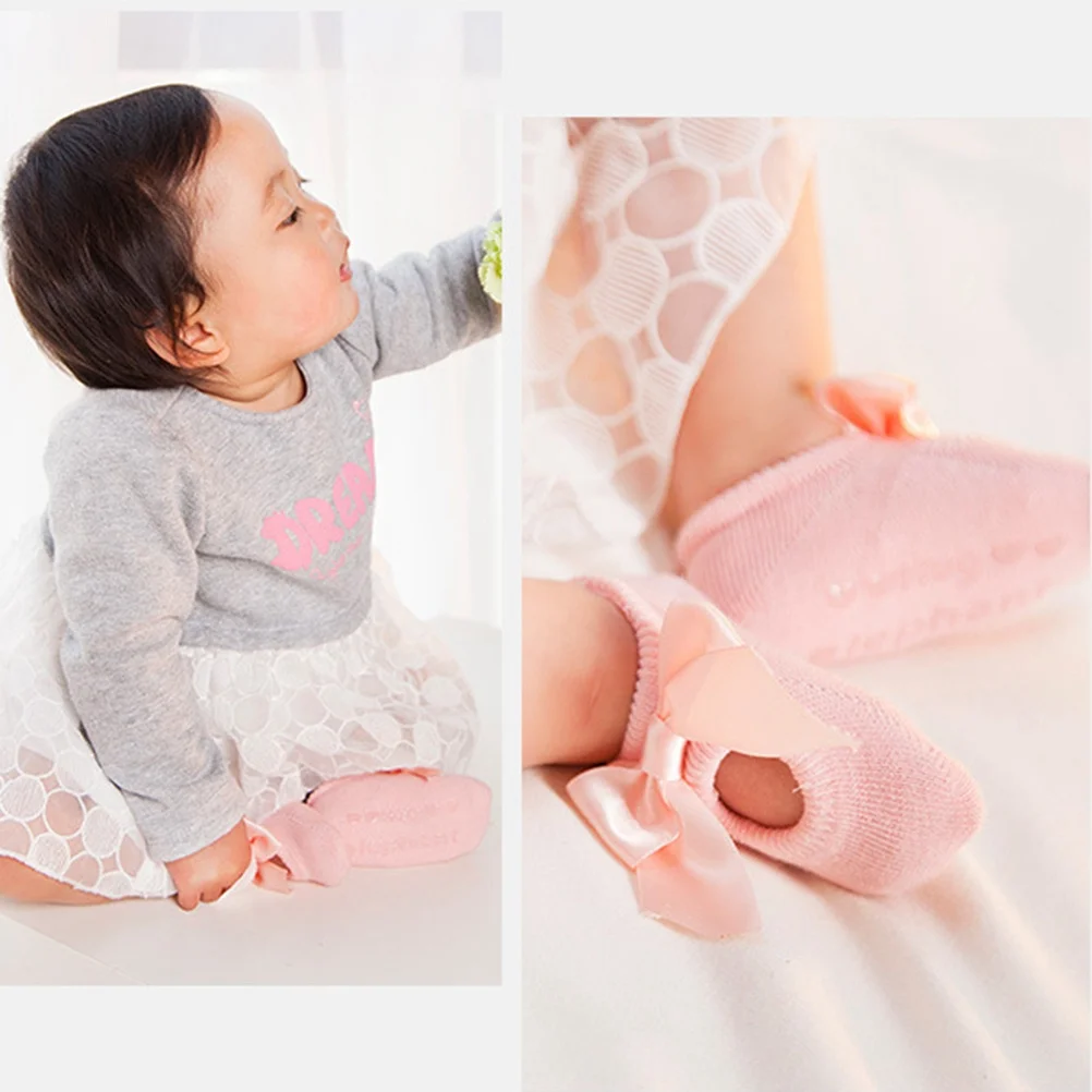 

1 пара противоскользящих детских напольных носков из хлопка для новорожденных, дышащие, мягкие, впитывающие пот, нескользящие, размер M, серый, случайный стиль