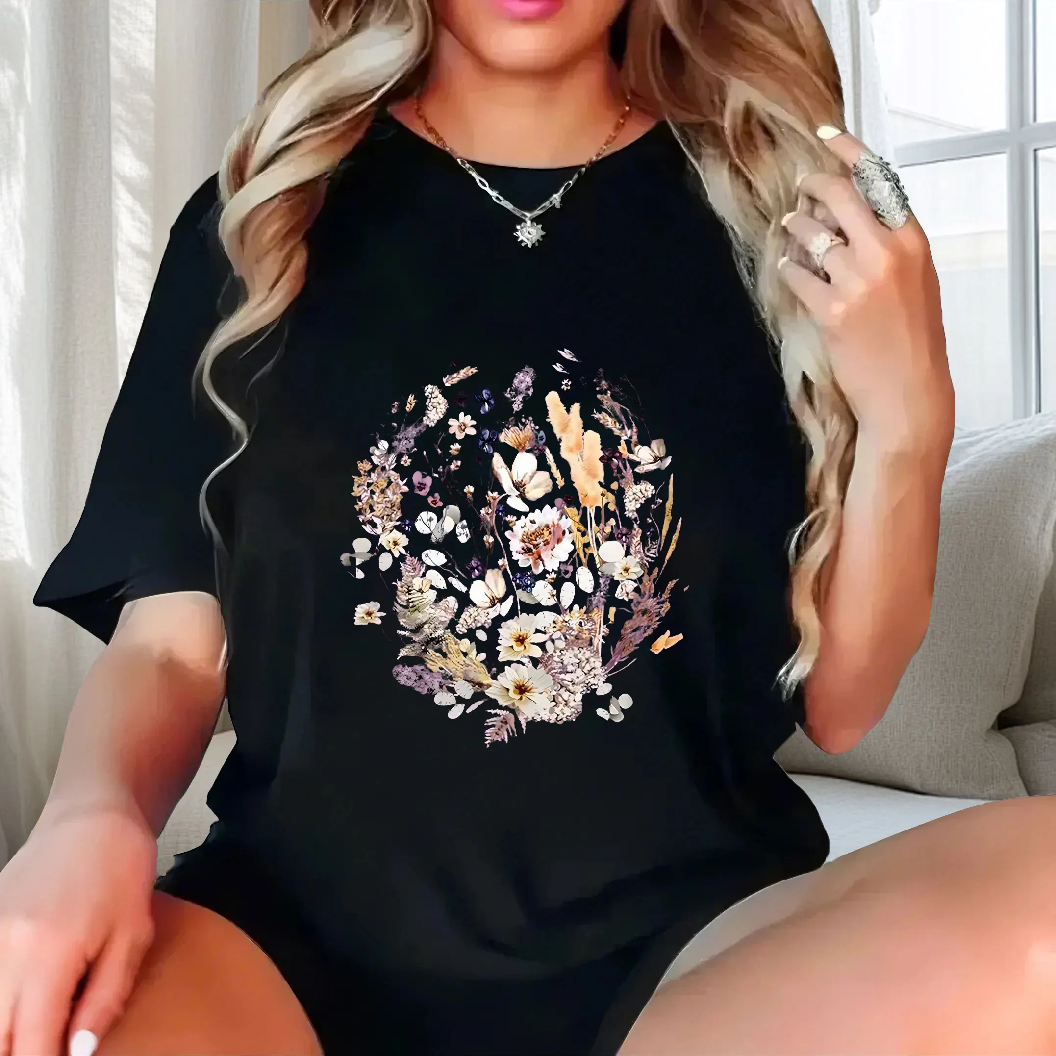 

Lavender pattern print plus size Ladies' casual short sleeved T-shirt black