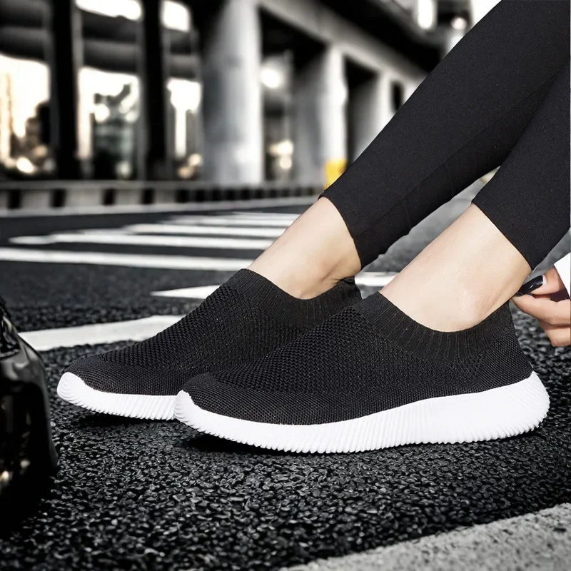 Exercises Sneaker Sport Designer Luxury 2024 Brand Women's Shoes For The Winter Round-Toe Ladies Shoe Luxury Designer Tennis