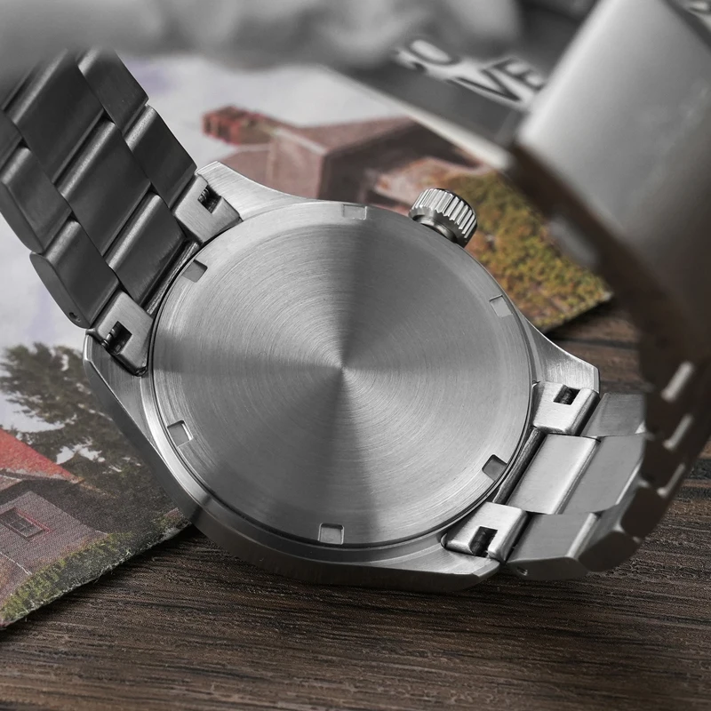 Thumbnail 4 - #74 Cheap Slim Quartz Watches Worth Buying