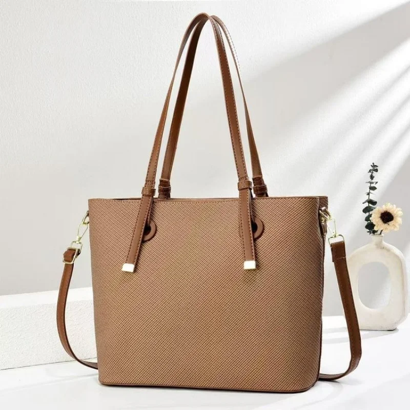 

Popular Classic Women's Messenger Bag Leather Crossbody Bag Shoulder Bag Handbag Luxury Brand Elegant Style