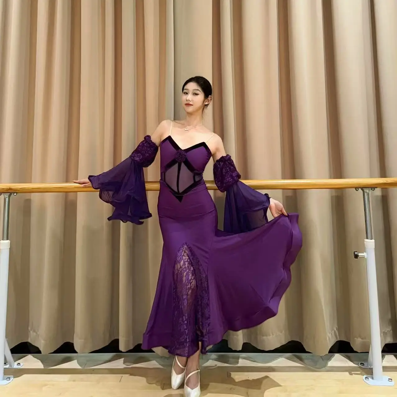2025 novo vestido de competição de dança de salão para mulheres sexy sem costas roxo grande balanço vestido adulto roupas de dança moderna dqs21523