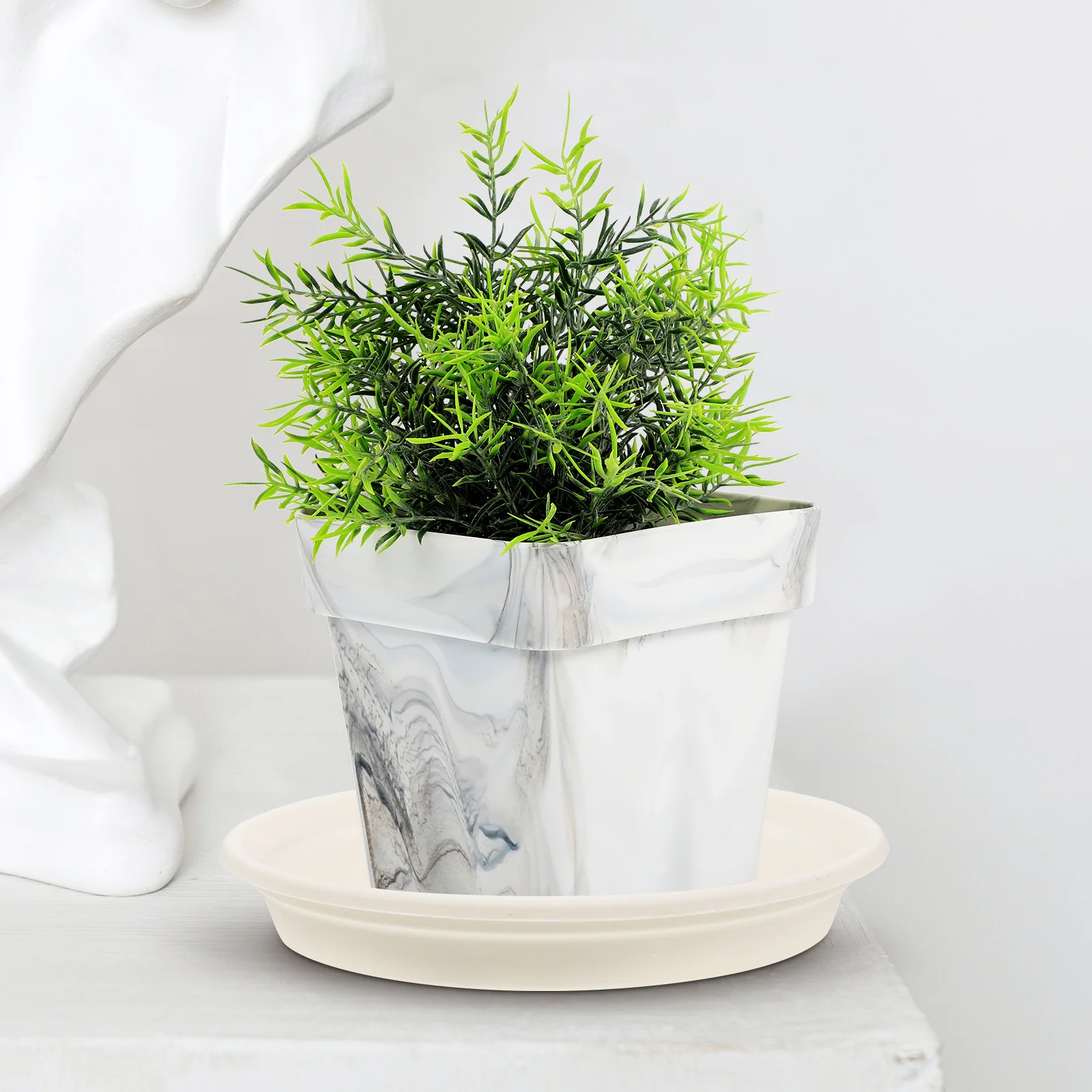 

10Pcs Plant Saucer Trays Round Plastic Drip Pans for Indoor Outdoor Gardens Spill Proof Soil Containment Planter Pot Accessories