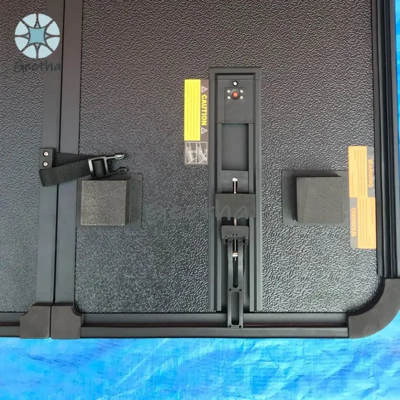 

Высокопроизводительные внедорожные пикапы всех серий с задней крышкой из углеродистой стали и алюминиевого сплава, трехсекционный тент.