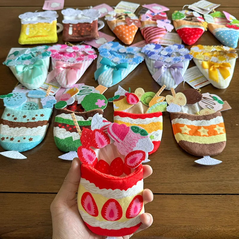 15 cm carino crepe gelato sacco a pelo bambola di Natale bambola di cotone peluche burattino da dito Baby Gacha ciondolo vestiti per bambini