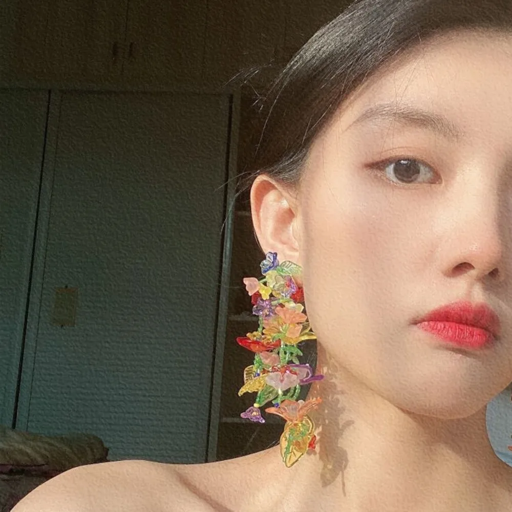 1 пара разноцветных цветочных висячих сережек, ювелирные изделия ручной работы, серьги в виде цветка из бисера, богемные полимерные длинные серьги с кисточками