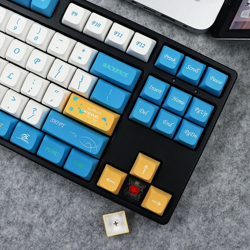 Ocean Trip Keycaps Dye Sub PBT XDA Keycap for GK61/64/68/ 87/104/108 Mechanical Keyboard 137 Keys Blue Whale