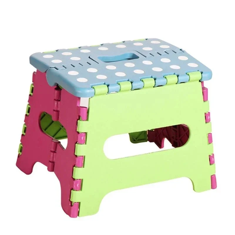 Folding Step Stool Portable Lightweight Chairs Foldable Stool for Picnic Beach Bathroom Kitchen Garden Camping Random Color