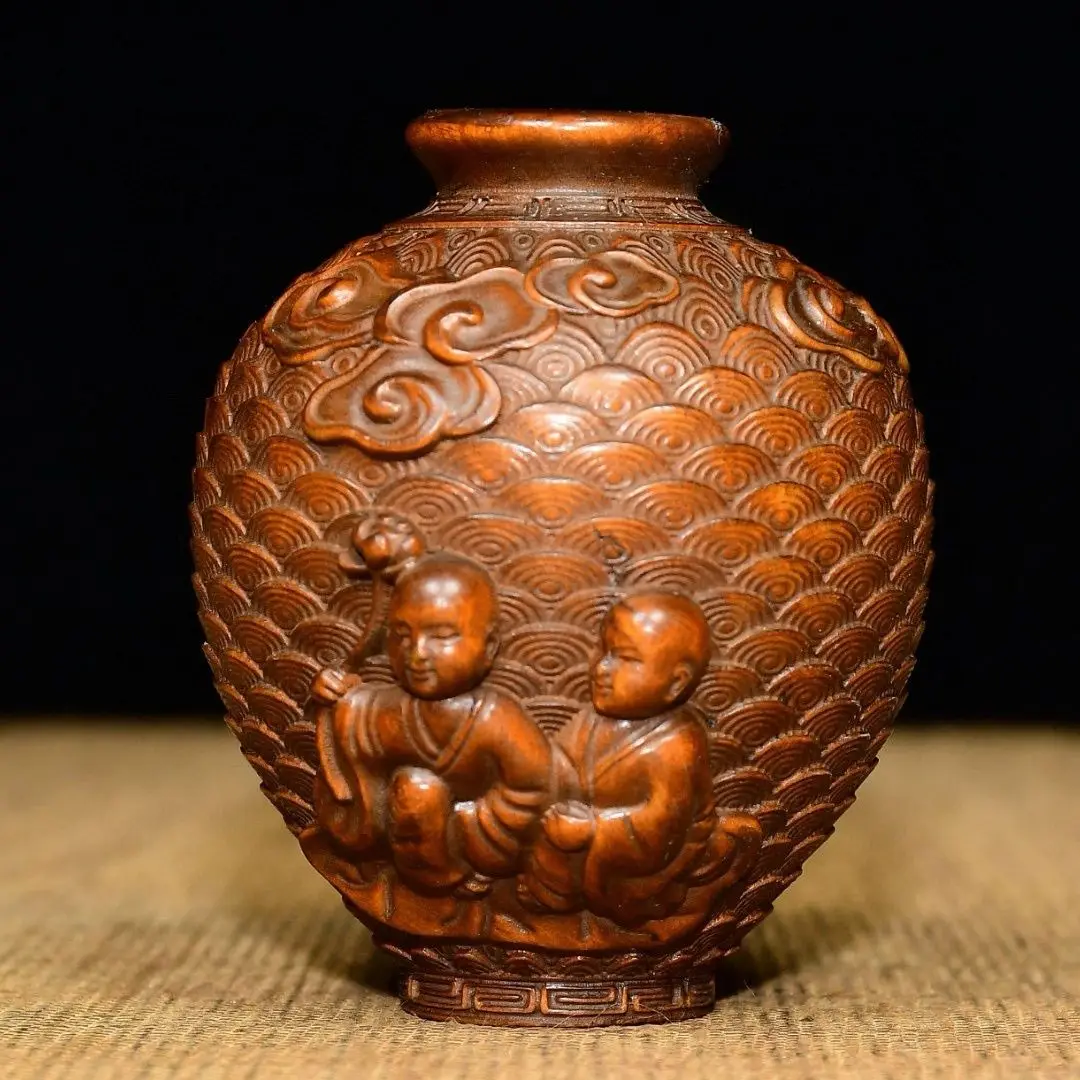 Retro Lotus boy Snuff Bottle mini bottle ﻿