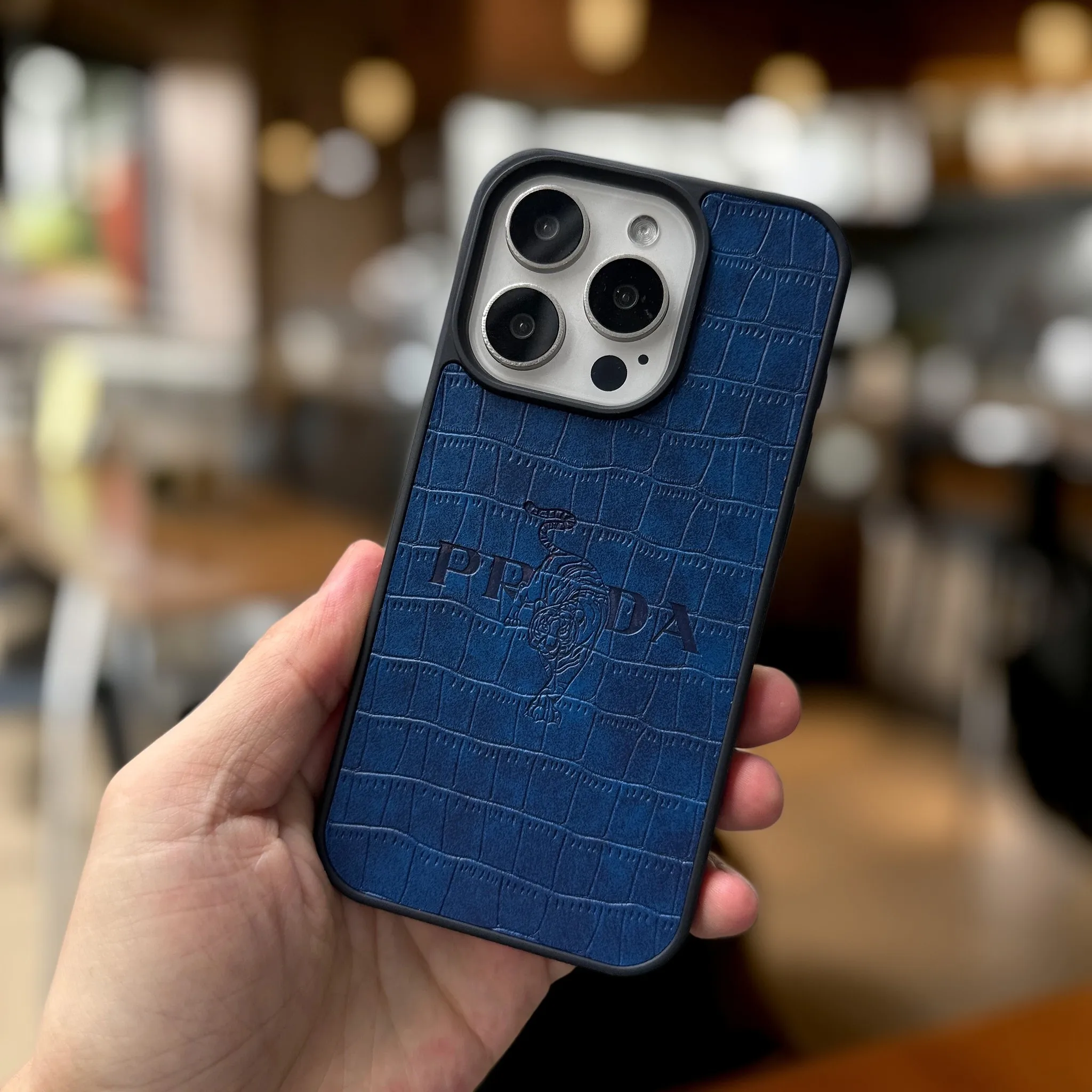 بصمة النمر قضية الهاتف آيفون 16 15 14 زائد 13 12 11 برو ماكس غطاء فاخر بولي leather جلد التمساح فوندا حالات carcasa