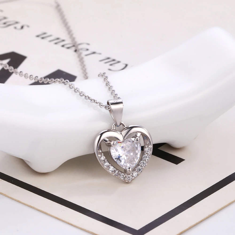 Eternal Heart Love Necklace Women's High End Stainless Steel Clavicle Chain Accessories Jewelry Valentine's Day Gift