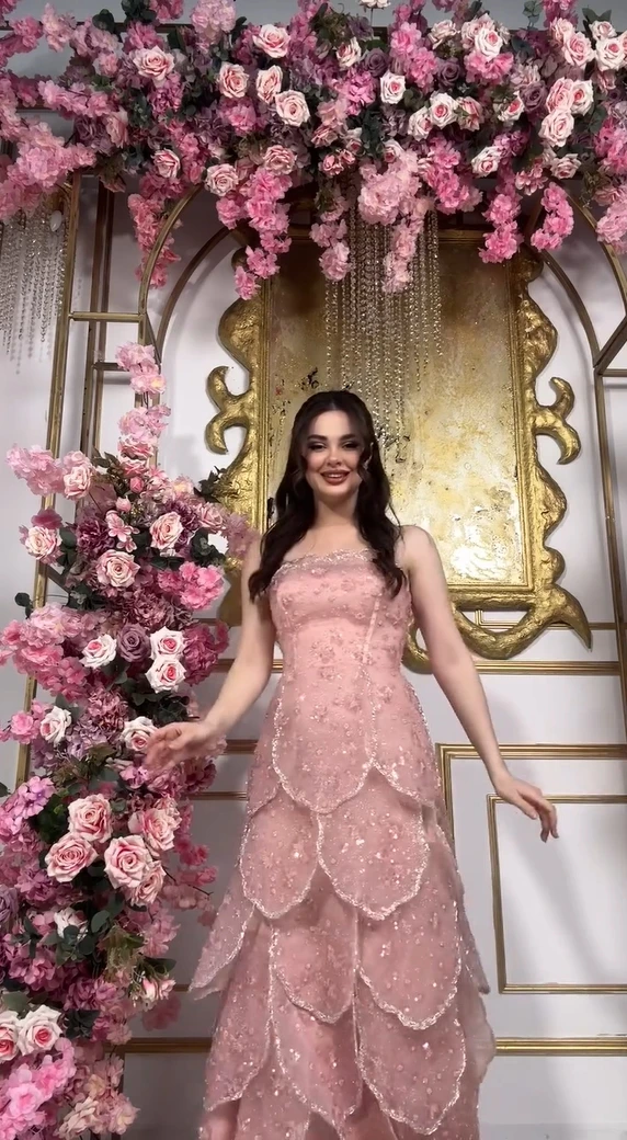 FATAPAESE فساتين زفاف مخصصة مطرز إثارة الأحجار الكريمة الأحجار صد تنورة مربوطة طول الأرض الملابس الوردي ثوب الخطوبة