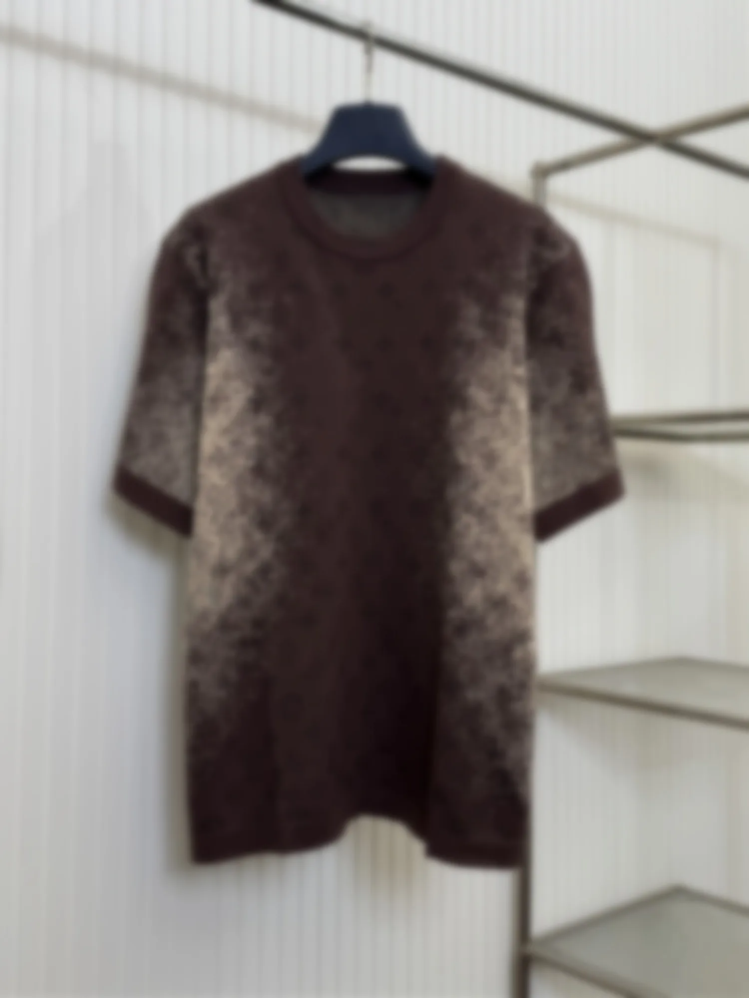 

Loose Knitted ort Sve T-irt ex adient k Pattern Flower Design Summer New Sle Faionable Top for Men And Women