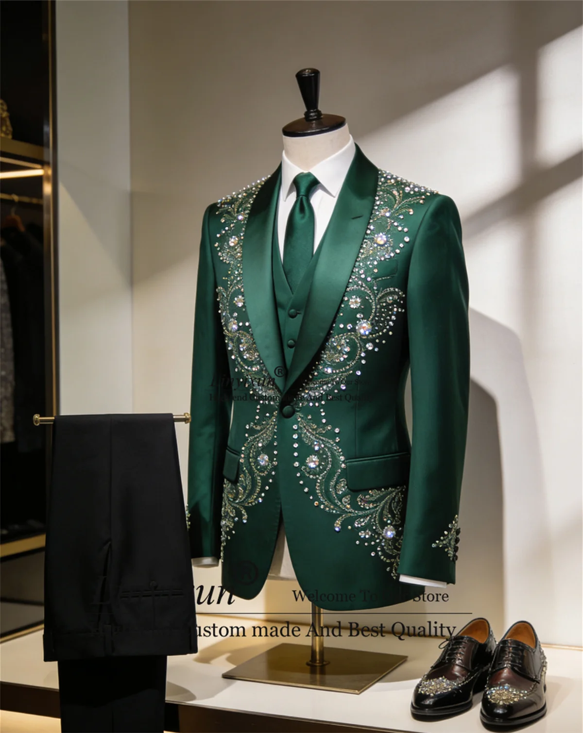 

Sparkly Rhinestone Diamond Wedding Suits For Men Customized 3 Pieces Sets Groom Male Blazers Slim Fit Party Tuxedos Ropa homre