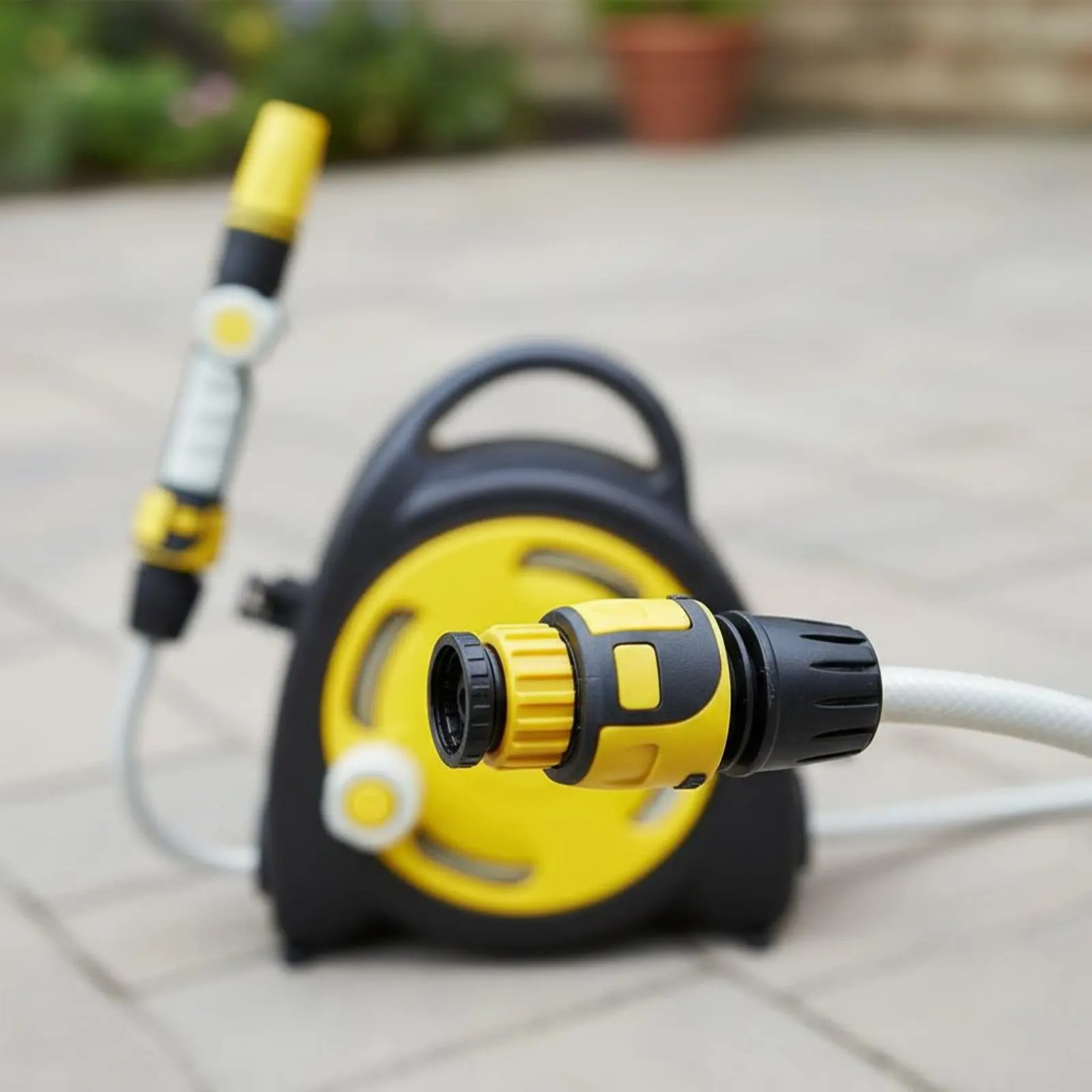 

Garden Hose Reel Compact Portable Hose Reel Space Saving Anti Kink for Car Wash