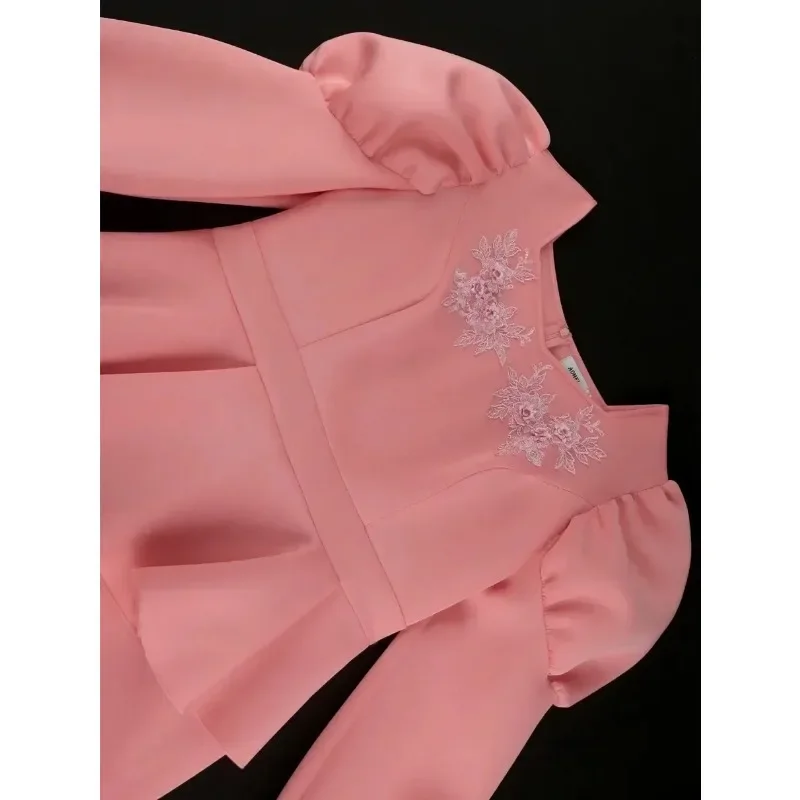 女性用エレガントなピンクのイブニングパーティードレス、Oネック、アップリケ、ロングパフスリーブ、ハイウエスト、ボディコン、誕生日、プロム、クリスマスイベント用ローブ