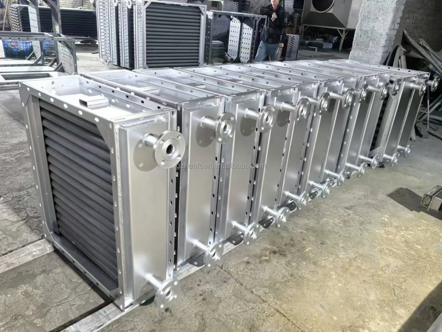 Industrial Steam Heating Coils Radiators Heat Exchangers High Energy Efficiency Leakproof Eco-Friendly For Textile Tumbler Dryer