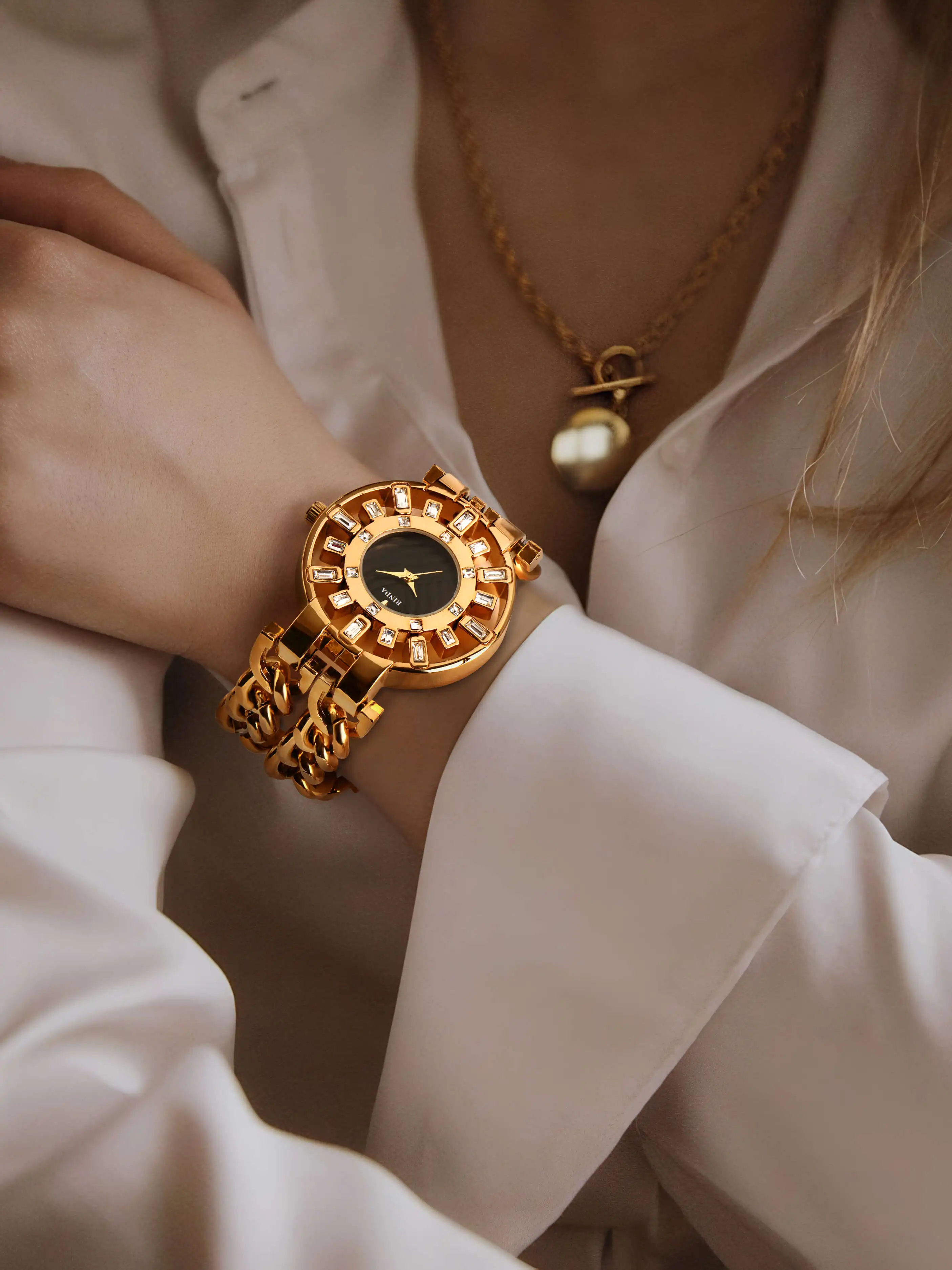 【Binda】قطعة واحدة من سوار كوارتز نسائي - حزام سلسلة ذهبية، مينا كريستال منقوش ثلاثي الأبعاد، ساعة عصرية فاخرة مع صندوق هدايا