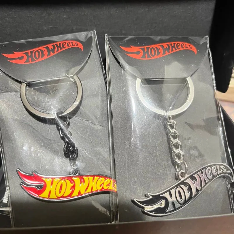 

Mattel Hot Wheels 2025 New Car Keychain Mini Logo Pendant Ring Chain Toy Vehicle Accessory Men Boys Fashion Collectible Gift