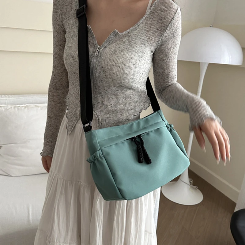 

1pcs Women's handbag shoulder bag Nylon fabric large capacity fashion bag women's single shoulder crossbody Tote bag