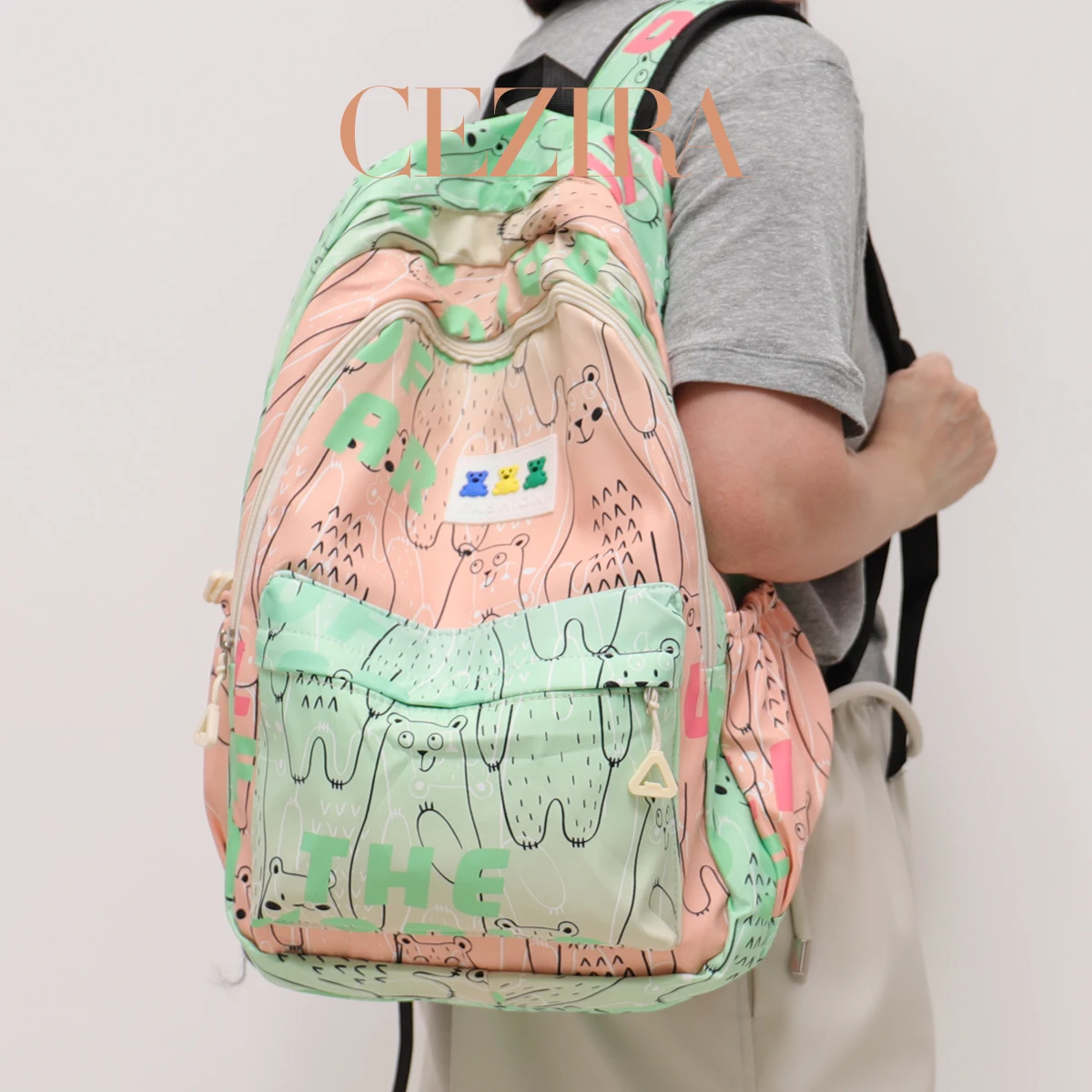 CR Extra Large Capacity High End Backpack Minimalist Polar Bear Pattern Color Block Girls School Bag Adjustable Strap Backpack