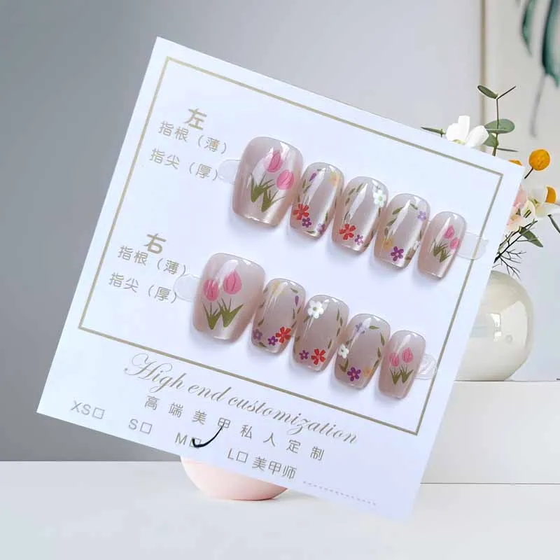 10 pièces dames mignon petite marguerite et tulipe fleurs presse sur ongles autocollants pour ongles Patch pour ongles faux ongles faux ongles portable manucure