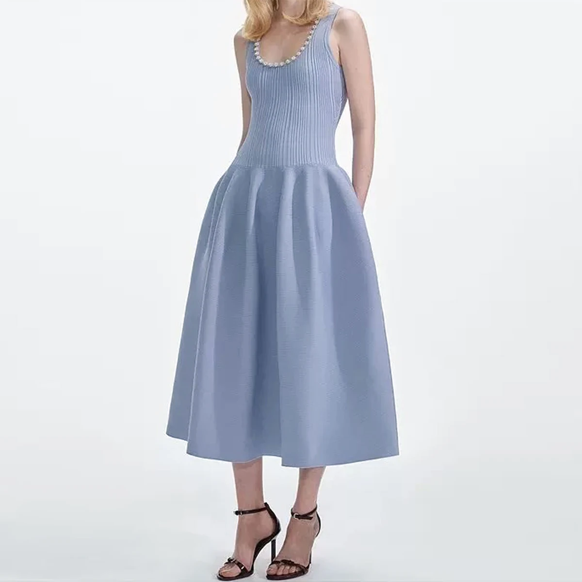 

Summer New Fashionable Temperament Commuting Socialite Style Knitted Round Neck Sleeveless Vest Nail Drill Zipper Dress
