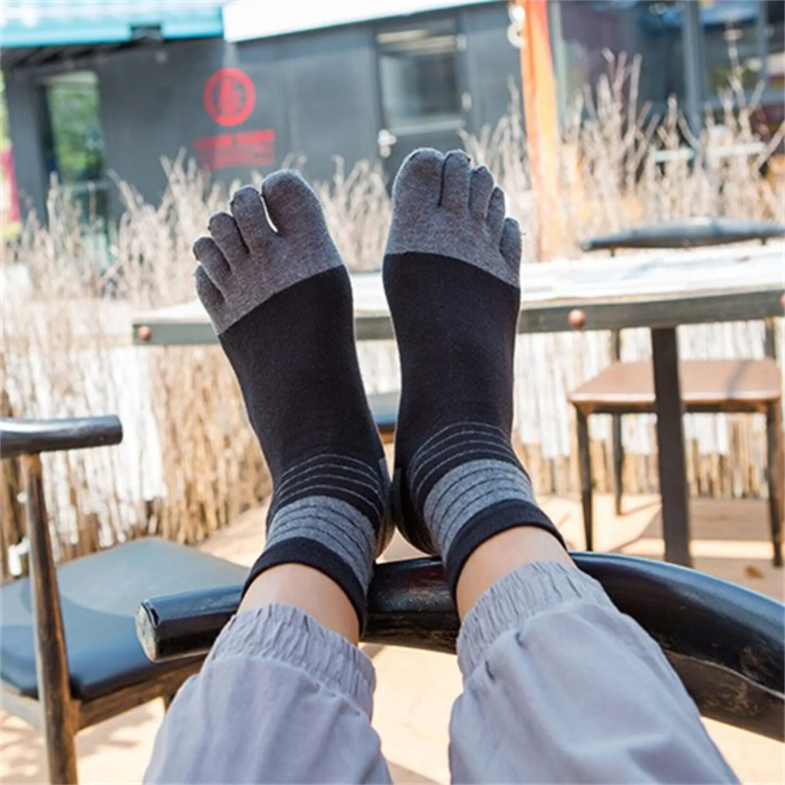 Five Finger Socks Split Toe Men's Mid tube Toe Socks Sweat-absorbing Five Finger Breathable Business Cotton Socks Office Socks