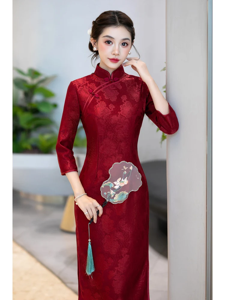 red-wine-color-new-2026-women's-seven-sve-long-dr-high-end-mommy-clothes-toasting-costume-improved