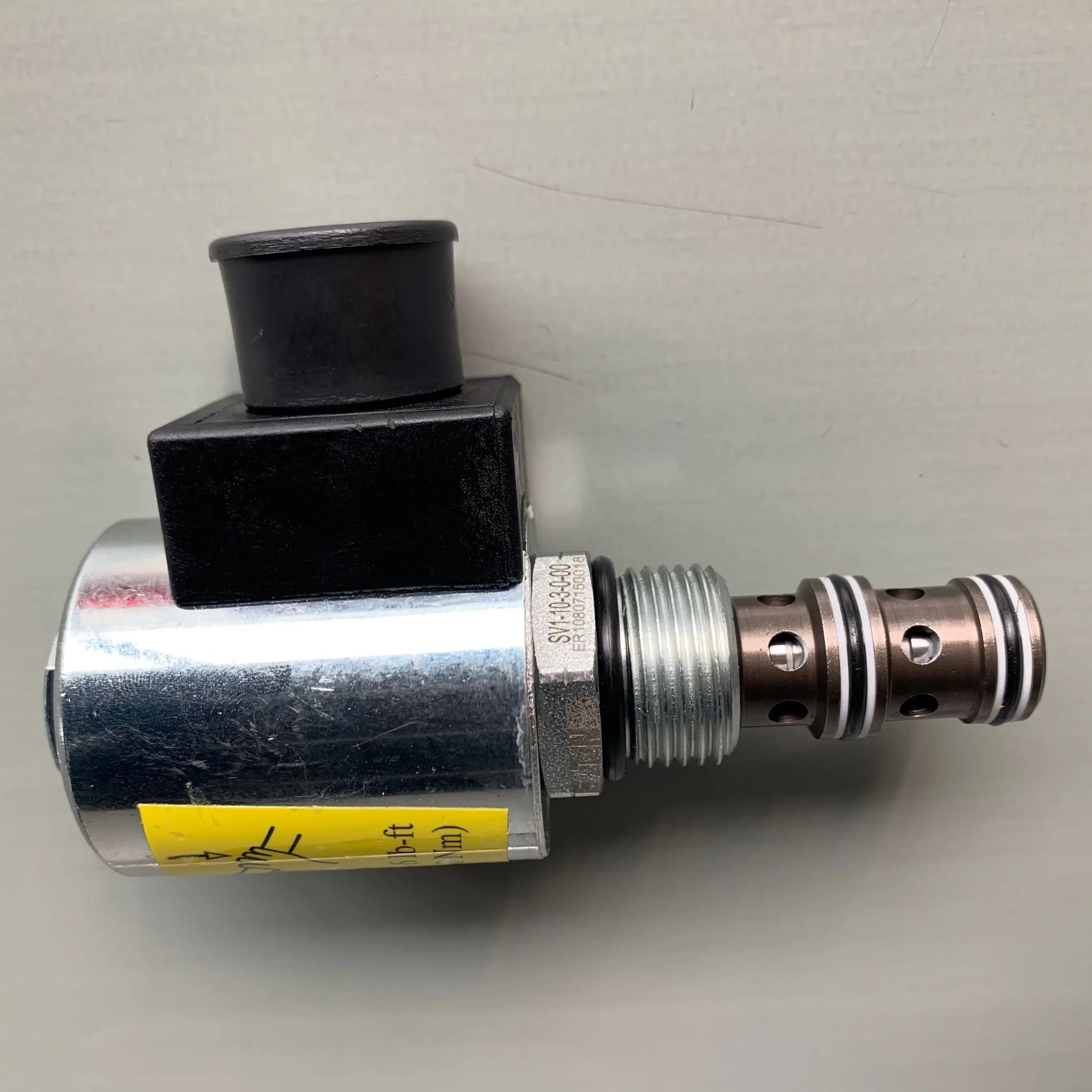 

SV1-10-3-0-00 565546 SV1-10-3-0-24DG 565728 SV1-10-3 SV1-10 SV11-10-3-0-00 02-175803 Original Cartridge Valve