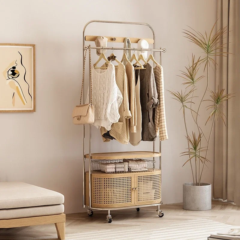 Log-style movable hanger Small apartment bedside hanger Floor-to-ceiling solid wood rattan storage coat rack