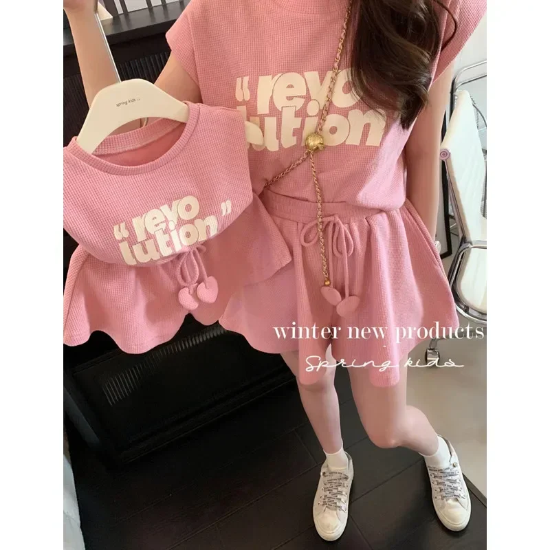 Korean Children Two-Piece Outfits Baby Girls And Mom Same Clothes Set Fashion Mother Daughter Tracksuit Women Clothing 2024