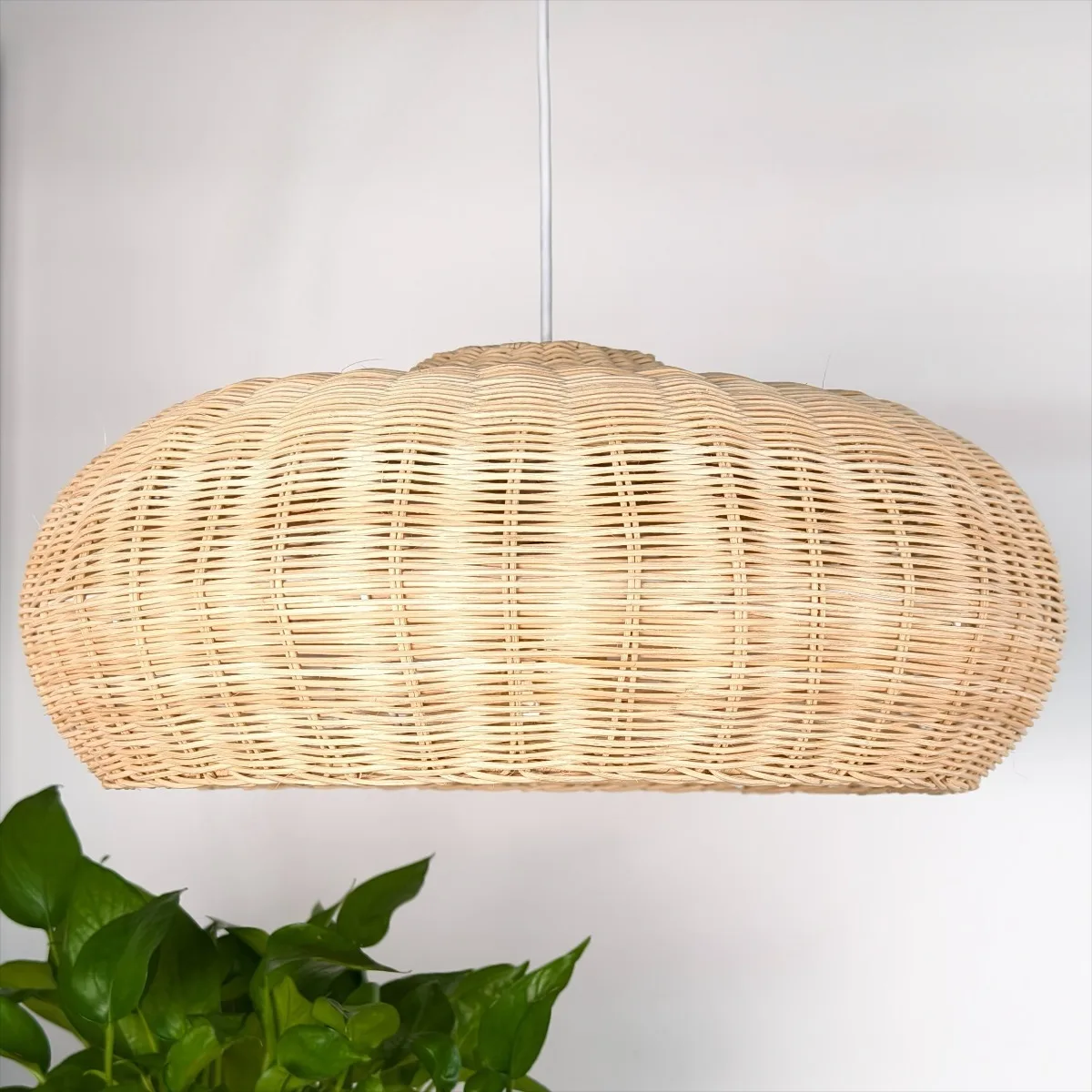 

JOYINLED Rattan Lantern Pendant Lamp Natural Rattan Wicker Chandeliers Hand-Woven Lampshades E27 Lighting Fixtures Hanging Light