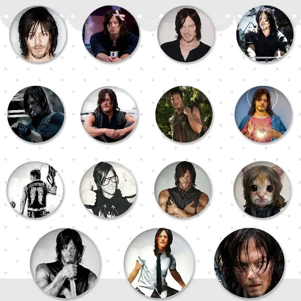 Retro Daryl Dixon Badges Fashion New Hip Hop Versatile Round Metal Badge Cartoon Pin Gift Wholesale