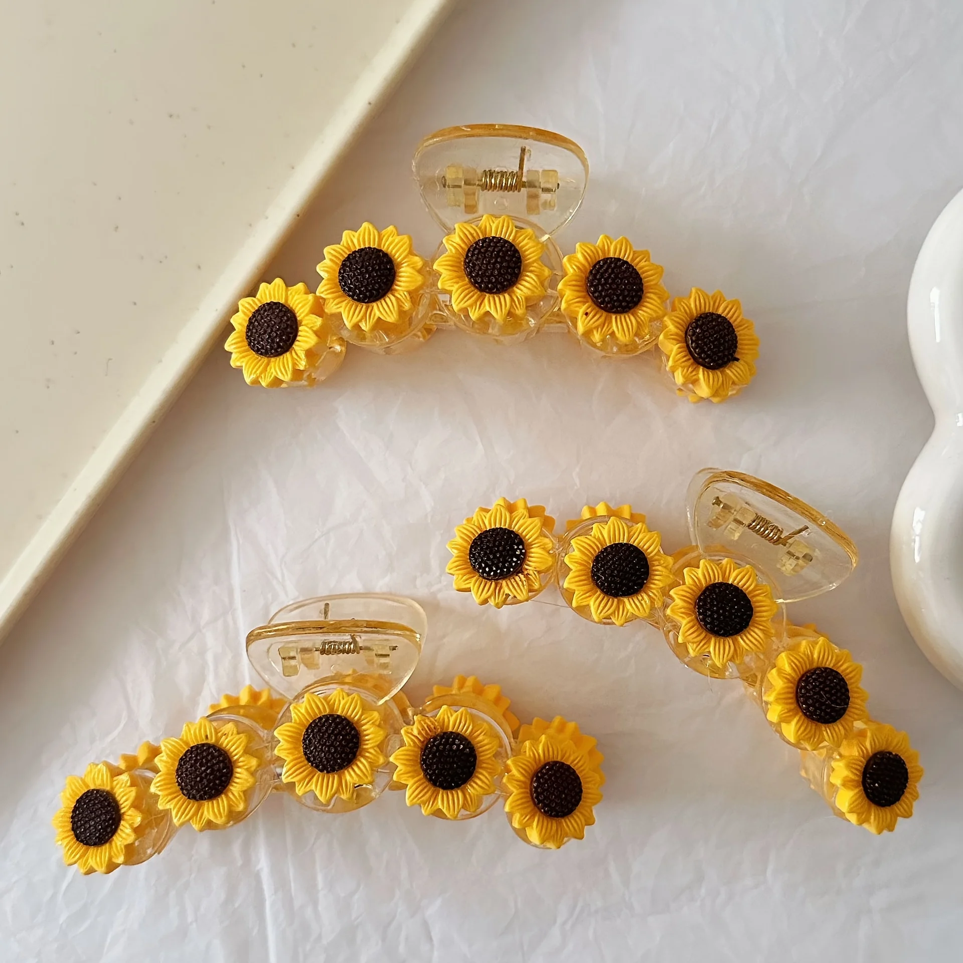 1PCS Sunflower Pattern Hairpin, Fashionable Flower Design, Suitable for Women's Daily and Styling Use - Detail 1