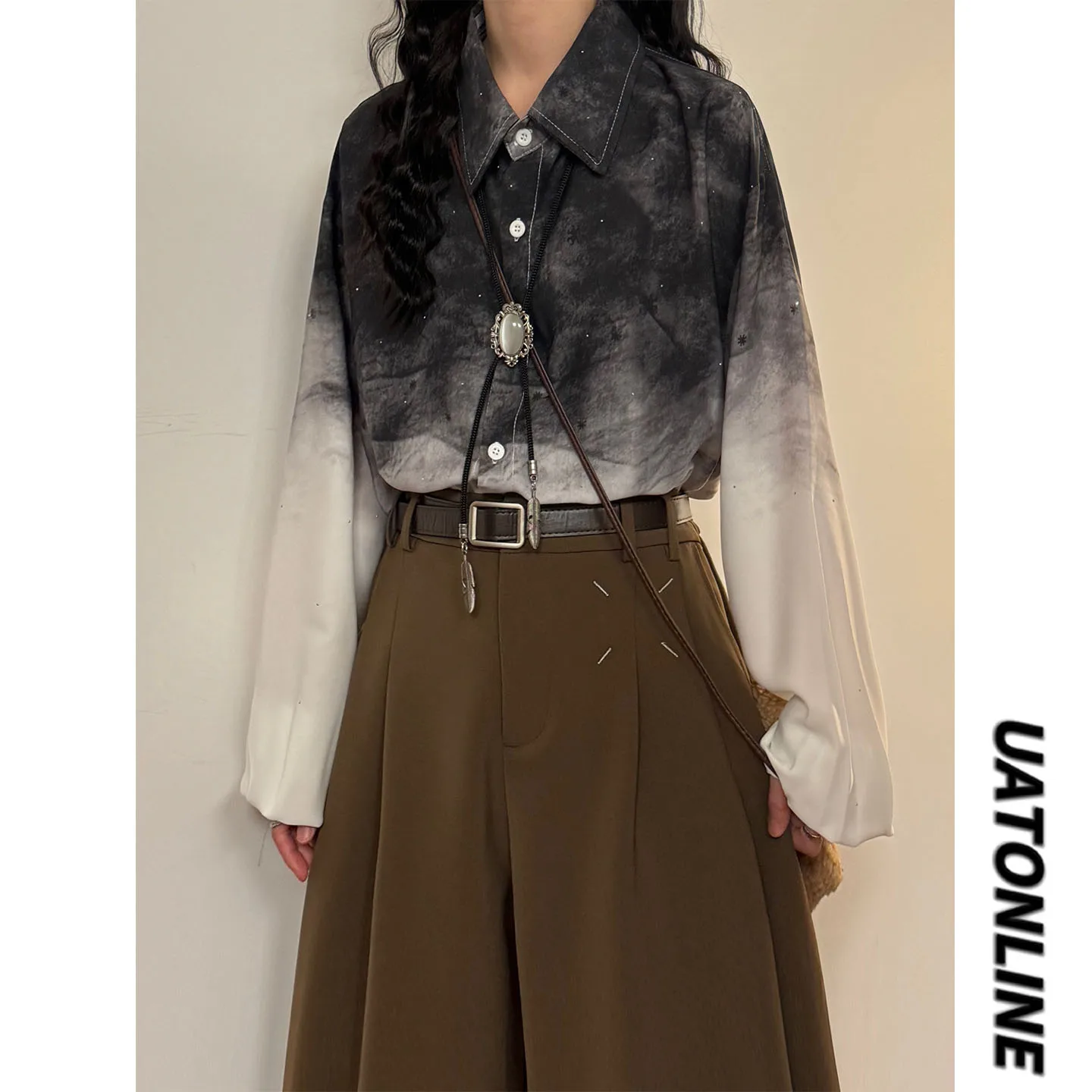 

UATONLINE2026 Spring American Retro ex adient Design Long Sve irt Women's Loose Fit Vintage Sle Casual irt