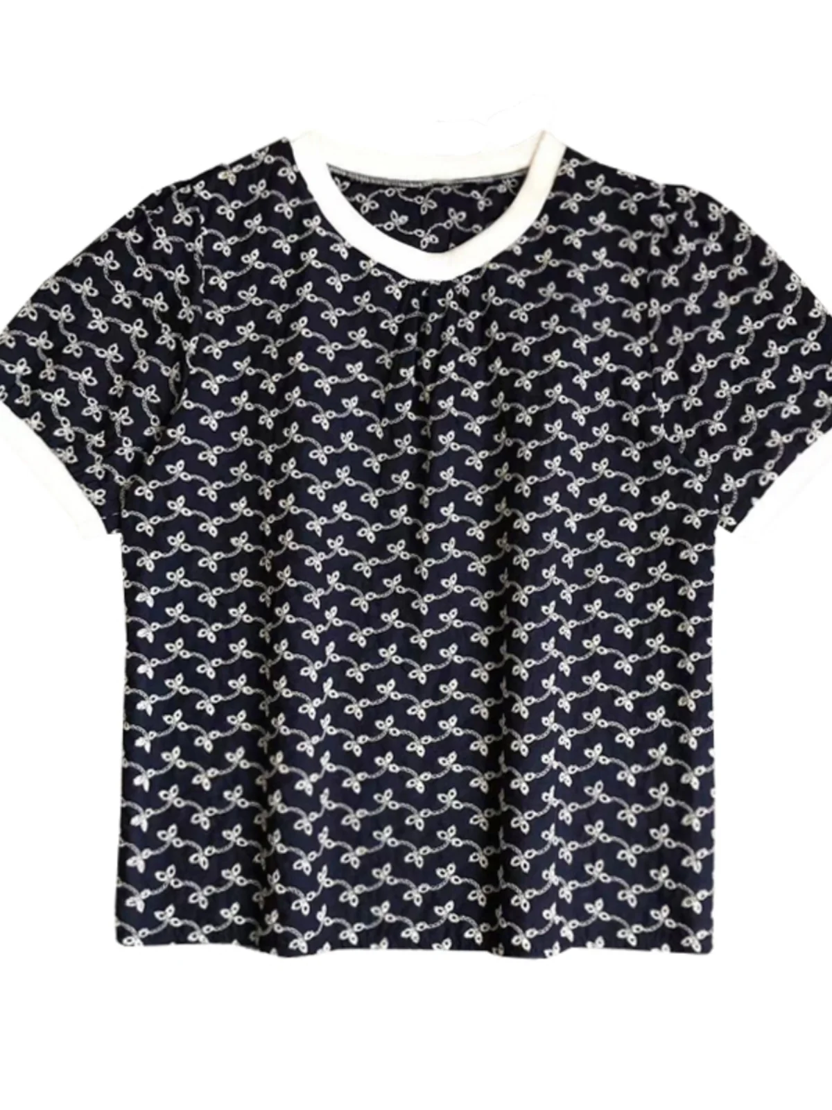 Chic Summer Women's ort Sve irt round Ne Embroidered Hook Flower Versatile Korean Sle Bubble Sve Faionable Top