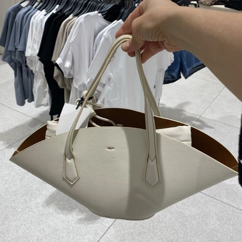 Bolsos de mano de estilo inglés para mujer bolsos y monederos de diseñador de lujo novedad de 2024 en PU vintage de gran capacidad con bolsillo interior bolso de hombro con forma de concha alta calidad