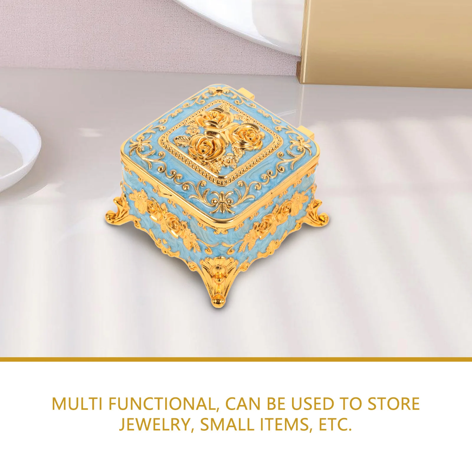 

Retro Metal Jewelry Box Delicate Accessory Organizer Exquisite Gift for Desktop Adornment and Jewelry Storage