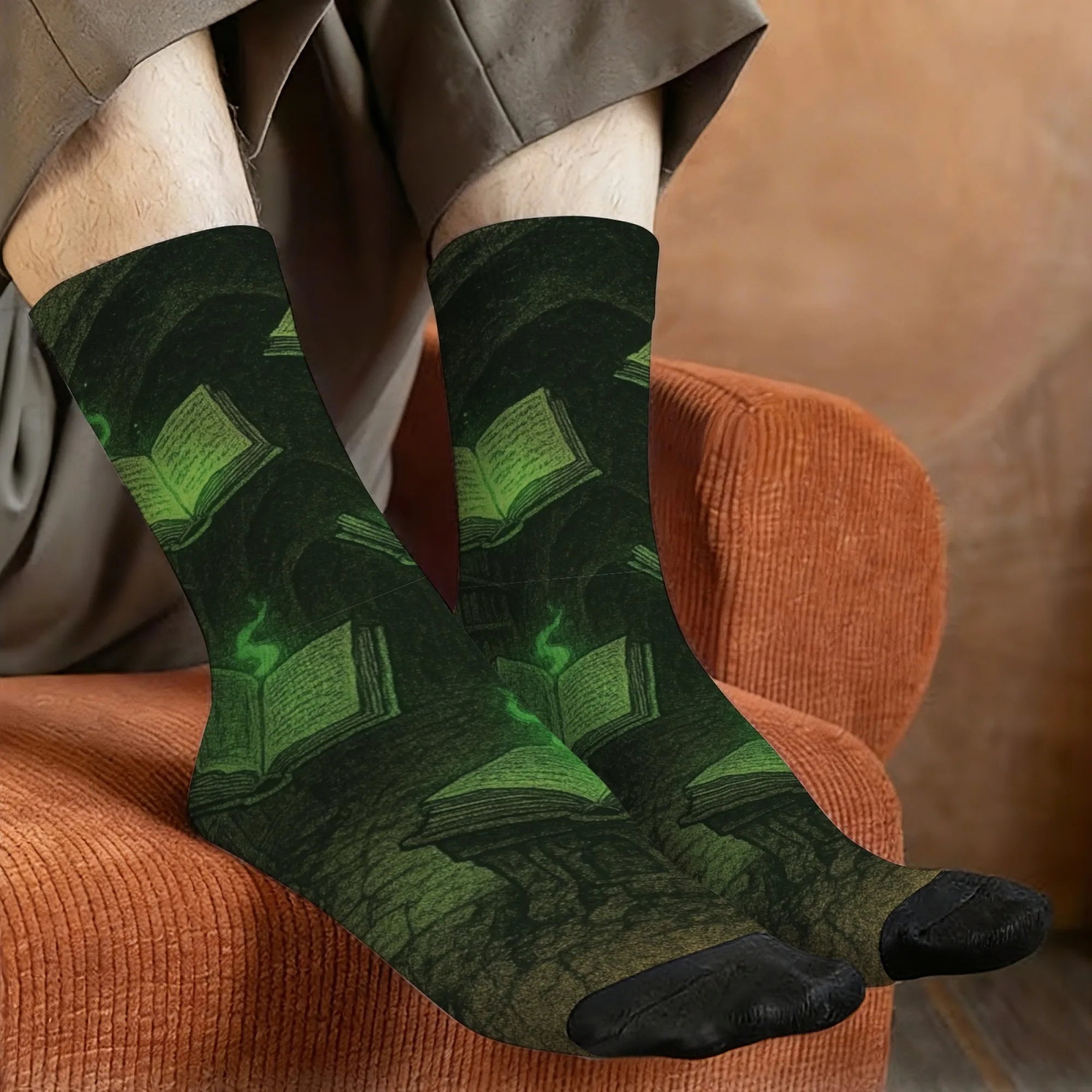 Novel Harajuku Retro Dark Magic Book Forbidden Book Print Men's Socks Comfortable Breathable Non-Slip Socks Crazy Party Gift