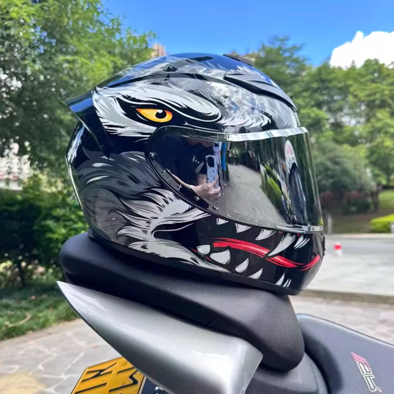 Grey Wolf Full Face Motorcycle Helmet for Cold Weather Riding Thick Comfort Liner and Advanced Ventilation System DOT Certified