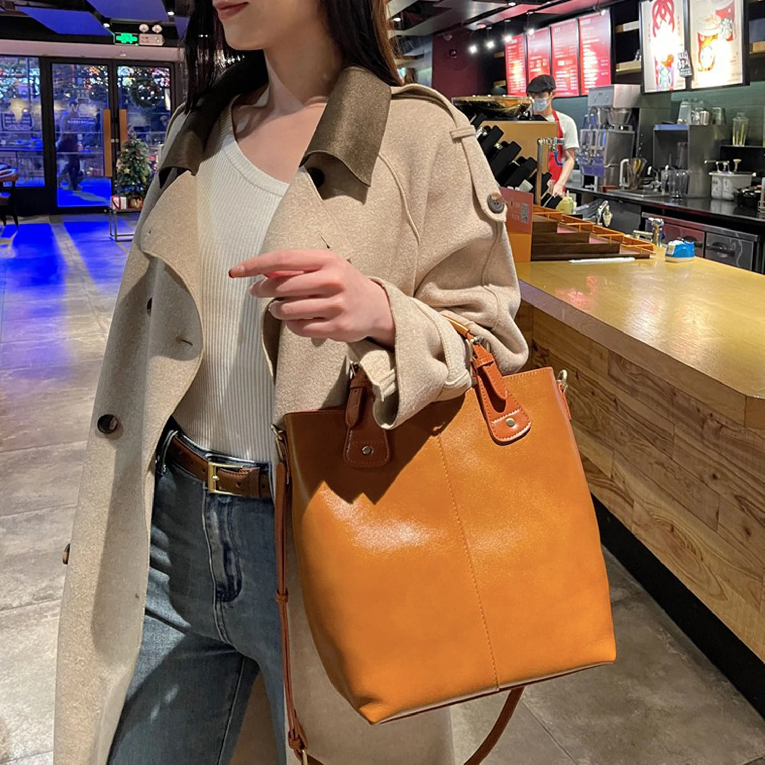 

Genuine Cowhide Women's Leather Shoulder Bag, Simple Handbag, Crossbody Bag