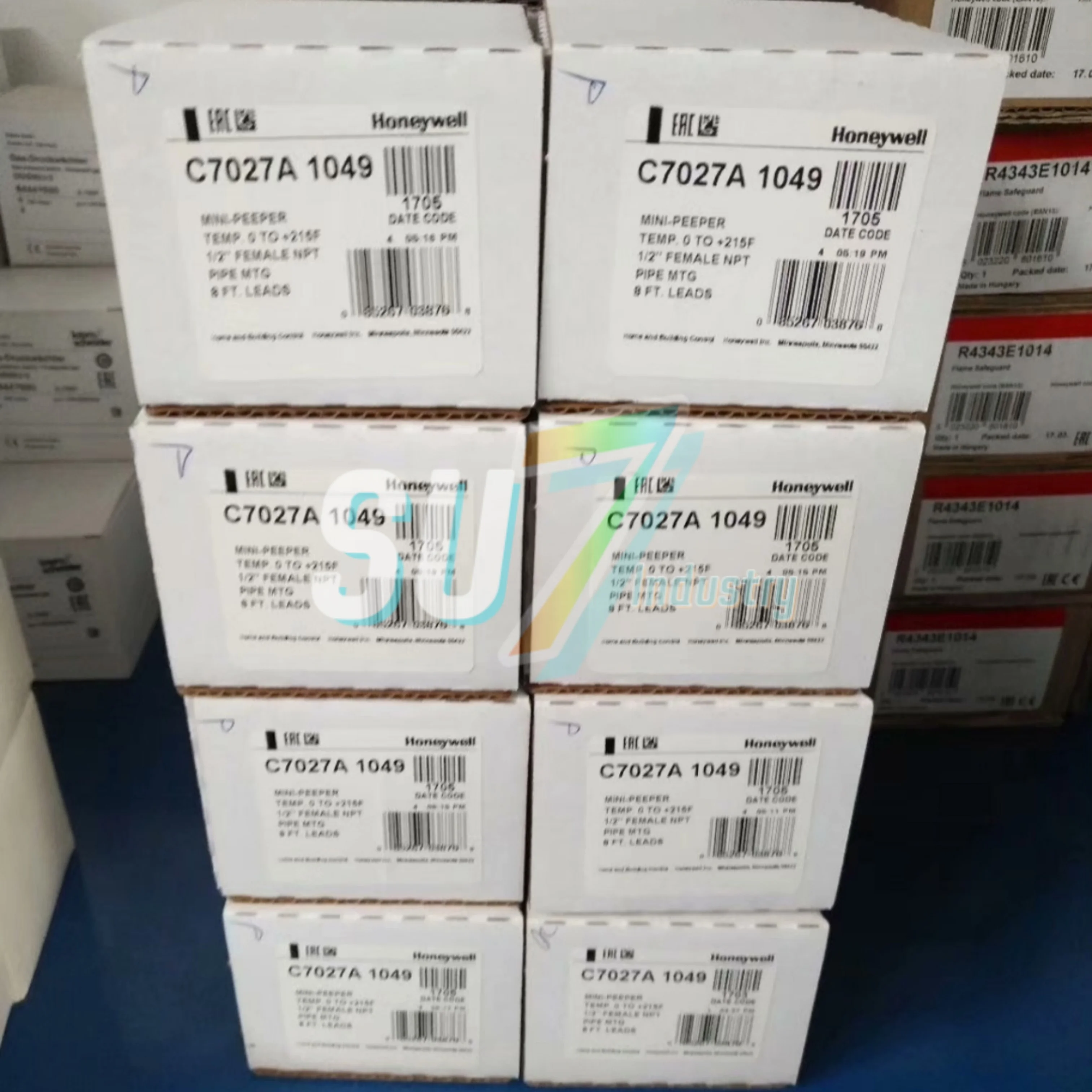 C7027A1049 Nuevo sensor detector de llama original